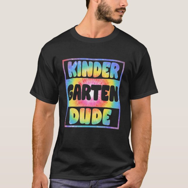 Tie Dye Kindergarten Back to school Lärare T Shirt (Framsida)