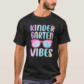 Tie Dye Kindergarten Vibes Squad 1:a skoldagen T Shirt