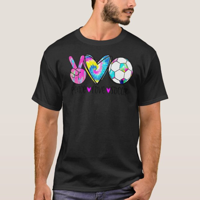 Tie Dye Peace Love Soccer Cute Design Heart Ball P T Shirt (Framsida)