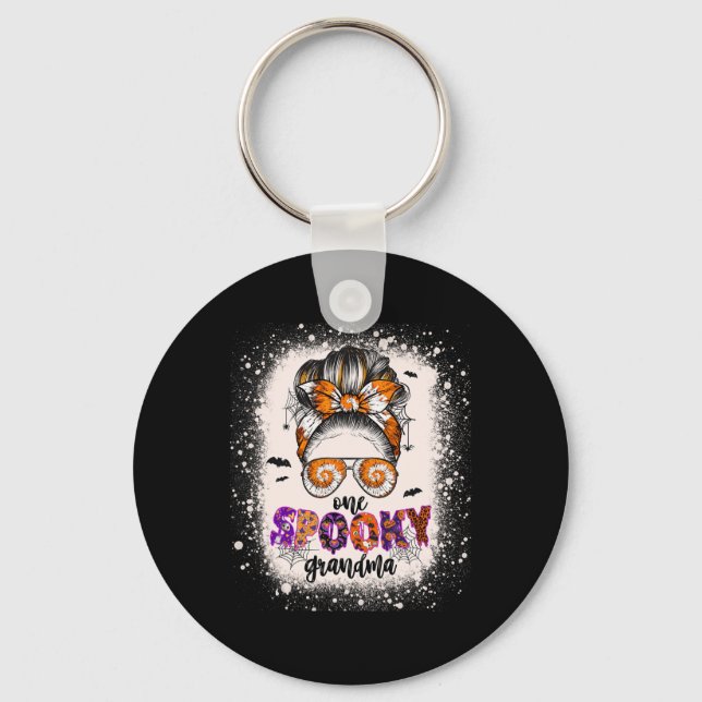 Tie Dye Spooky Grandma Halloween Monster Messy Bun Nyckelring (Framsida)