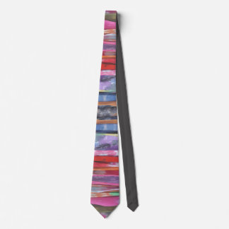 Tie-färgtid med flera färgader slips
