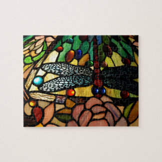 Tiffany upp målat glasslampan skuggar tätt pussel