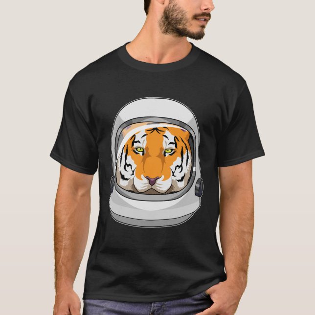 Tiger as Astronaut with Helmet T Shirt (Framsida)