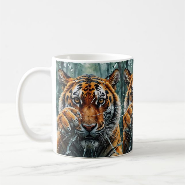 Tiger bryter sig igenom kaffemugg (Vänster)