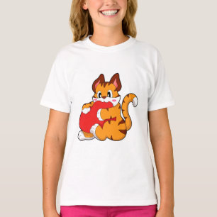 Tiger cat at Kärlek with Heart.PNG T Shirt