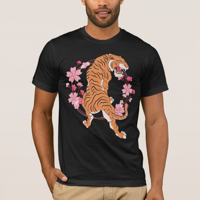 Tiger Cherry Blommar Japanska Sakura Träd T Shirt (Framsida)