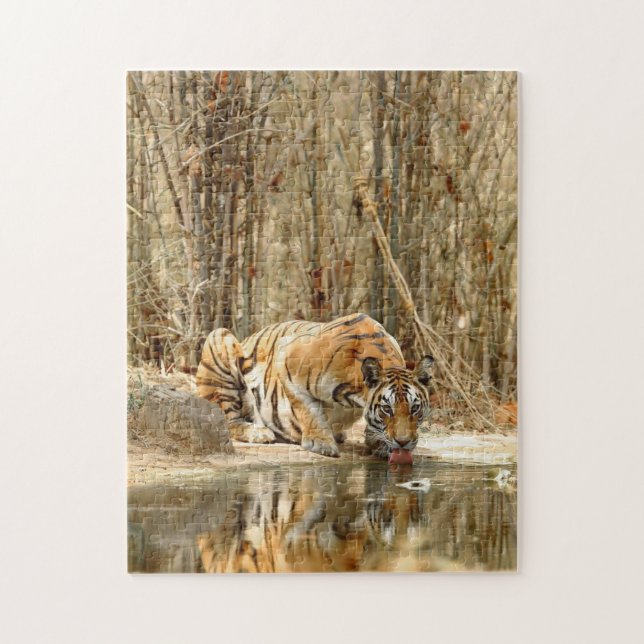 TIGER DRINKING VATTEN JIGSAW PUZZLE PUSSEL (Vertikal)