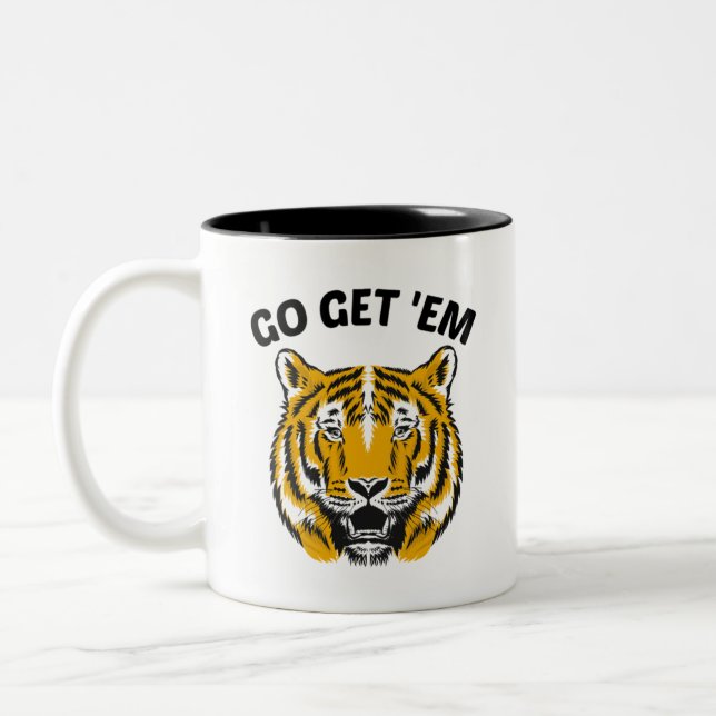 TIGER GÅ OCH HÄMTA 'EM Två-Tonad MUGG (Vänster)