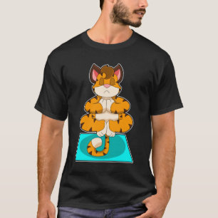 Tiger i Yoga på Yoga-mattan T Shirt