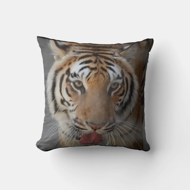 Tiger Kyssar Kudde (Framsida)