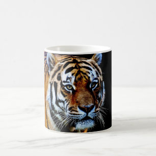 Tiger med svart bakgrund kaffemugg