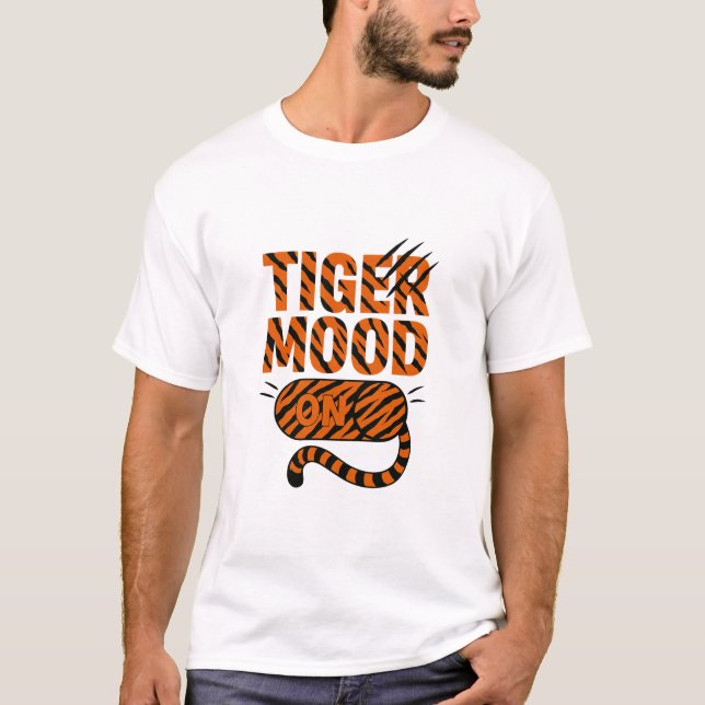 Tiger Mood On T Shirt (Framsida)