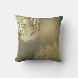 Tiger och Kitten Cushion Kudde