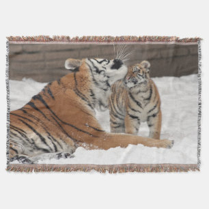 Tiger och Unge Hugs Mysfilt