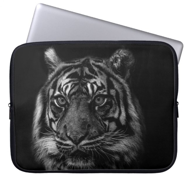 TIGER PORTRÄTT I BW LAPTOP FODRAL (Framsidan)