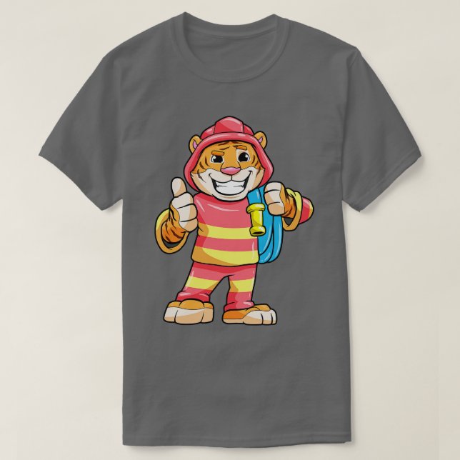Tiger som Firefighter med Hose T Shirt (Design framsida)