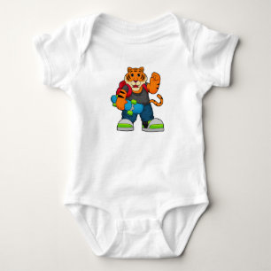Tiger som Skater med Skateboard T Shirt