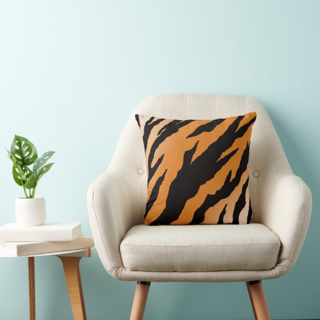 Tiger Stripe design on throw cushion Kudde (Stol)