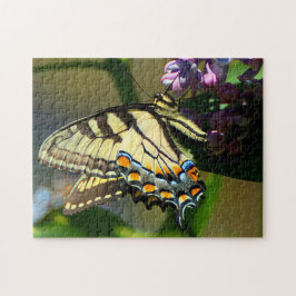 Tiger Swallowtail Butterfly på Lilac Puzzle Pussel