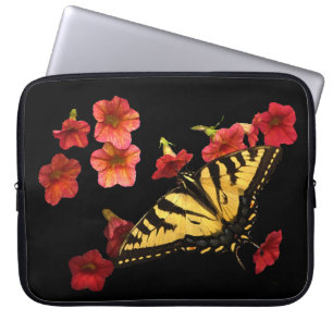 Tiger Swallowtail Butterfly på Red Flowers Laptop Fodral