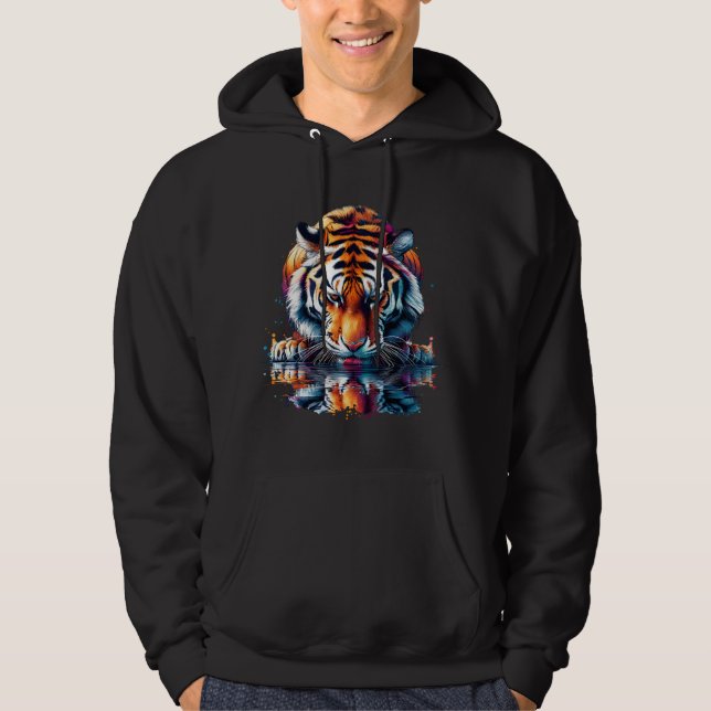 Tiger tittar på reflektion i vatten hoodie (Framsida)
