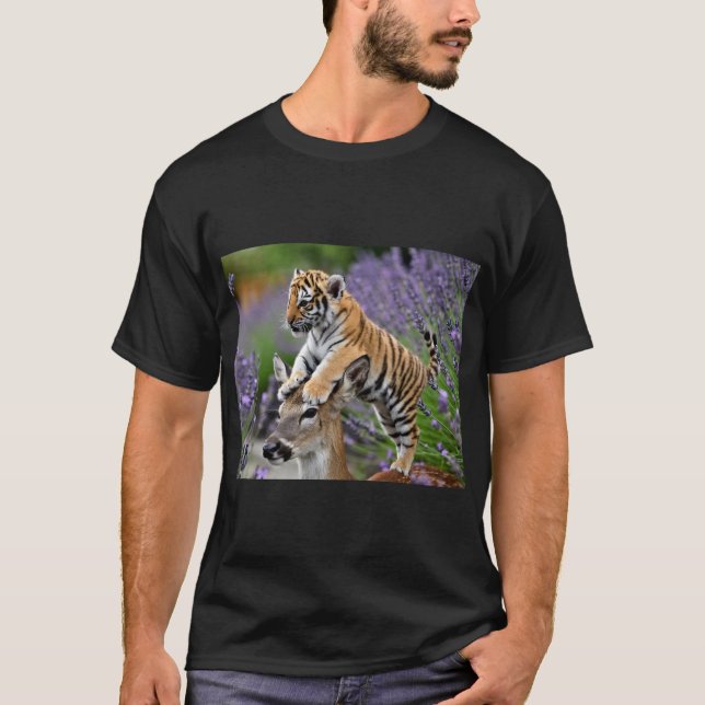 Tiger Unge på Hjort:s huvud - viskdjur T Shirt (Framsida)