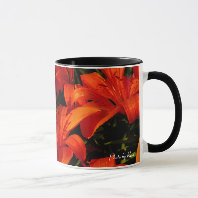 Tigerliljar för fjäril n mugg (Höger)