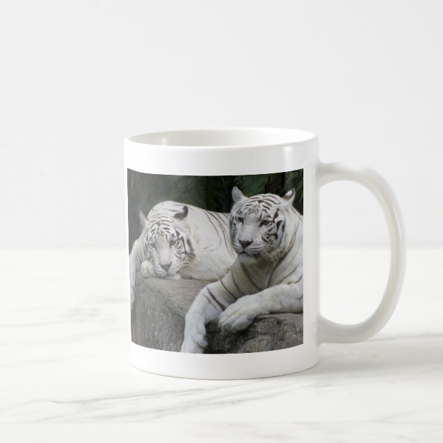 Tigern parar kaffemugg (Höger)