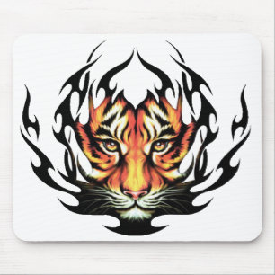 Tigern vadderar musmatta