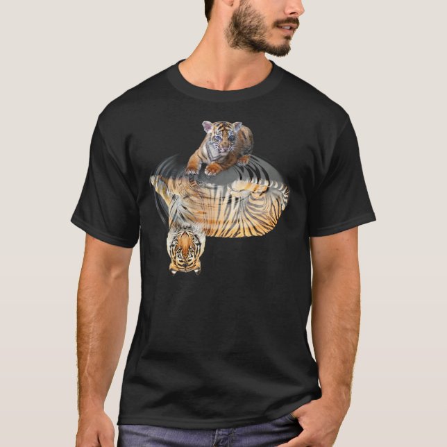 Tigerreflektion Katt För Vän Katt Design T Shirt (Framsida)
