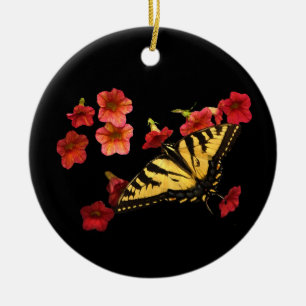TigerSwallowtail fjäril på röda blommor Julgransprydnad Keramik