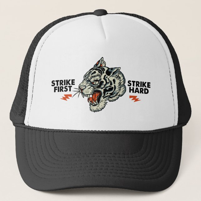Tigre tattoo slogan strike first hard keps (Framsida)
