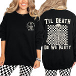 Til Death Do We Party Personlig Bachelorette T Shirt<br><div class="desc">Fira din bachelorette-fest i tro stil med vår "Til Death Do We Party"-Personlig Bachelorette Crewnackskjorta. Den här tröjan kombinerar en skuren skelettutformning med en vintage rock and roll vibe, skapar perfekten för bruden och hennes besättning. Oavsett om du planerar en scoky-bachelorette-fest eller en rock and roll-temad bash, är den här...</div>