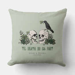Til Death Sage Gothic St Patricks Day Floral Skull Kudde