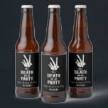 Till Döden Do US Party Skeleton Bachelorette Party Ölflaska Etikett<br><div class="desc">De här är till döden.. Gör oss Party gotiska skeleton Bachelorette Party Beer Flaska-etiketter!</div>