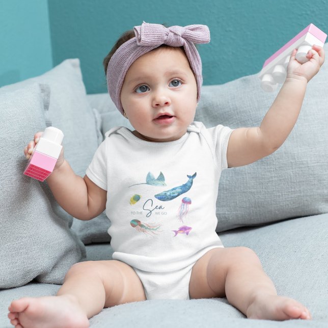 Till havet går vi Baby Bodykostym T Shirt (This cute sea creature, "To the sea we go" bodysuit would make a great gift for any child! )