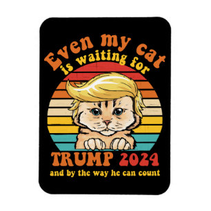 Till och med min katt väntar på Trump 2024 kläder Magnet