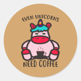 Till och med Unicorns behöver kaffefinnig Rosa Uni Runt Klistermärke