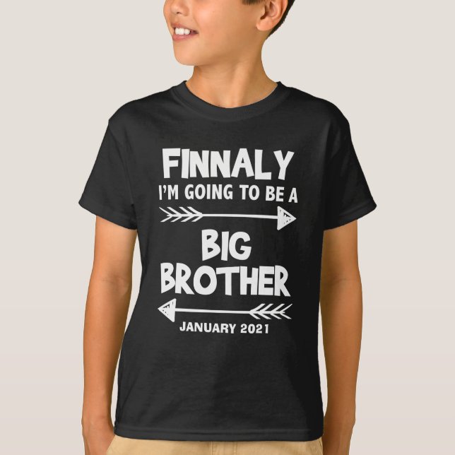 Till slut blir det ett storebrorsmeddelande t shirt (Framsida)