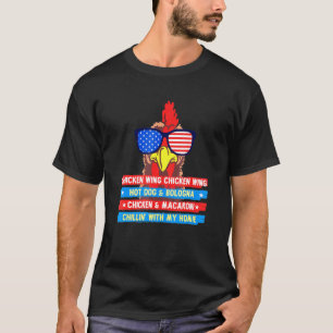 Tillagad kycklingvinge kycklingvinge varmkorv och t shirt