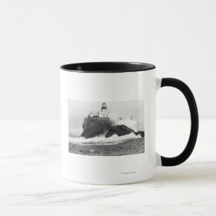 Tillamook Oregon fyr nära sjösida, ELLER Mugg