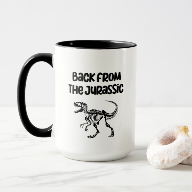 Tillbaka från Jurassic Mugg (Med munk)