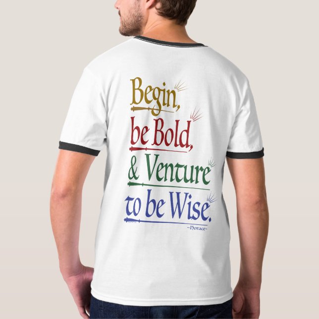 Tillbaka - Magic Horace Quote Ringer T-Shirt (Baksida)