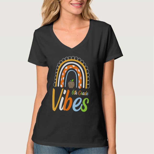 Tillbaka till ShCool Boho Rainbow 6e Klass Lacher  T Shirt (Framsida)
