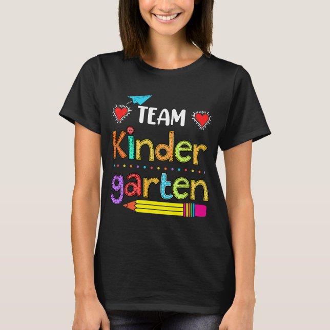 Tillbaka till Shool Teacher Team Kindergarten T Shirt (Framsida)