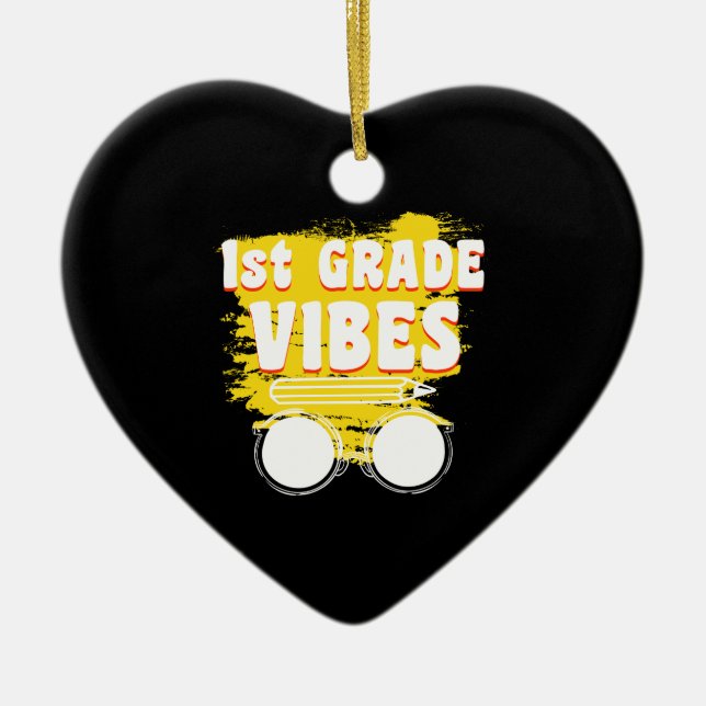 Tillbaka till skolan 1:a klassens stämning T-shirt Julgransprydnad Keramik (Framsidan)