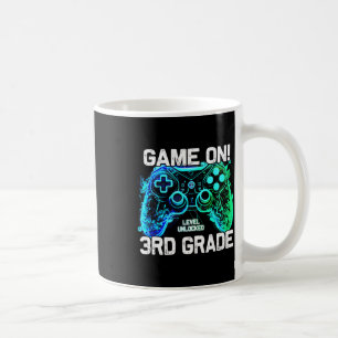 Tillbaka till skolan 3:e klass pojke gamer första kaffemugg