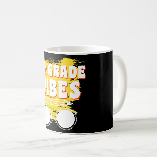 Tillbaka till skolan 4:e klassens vibe-tröja först kaffemugg (Framsida höger)