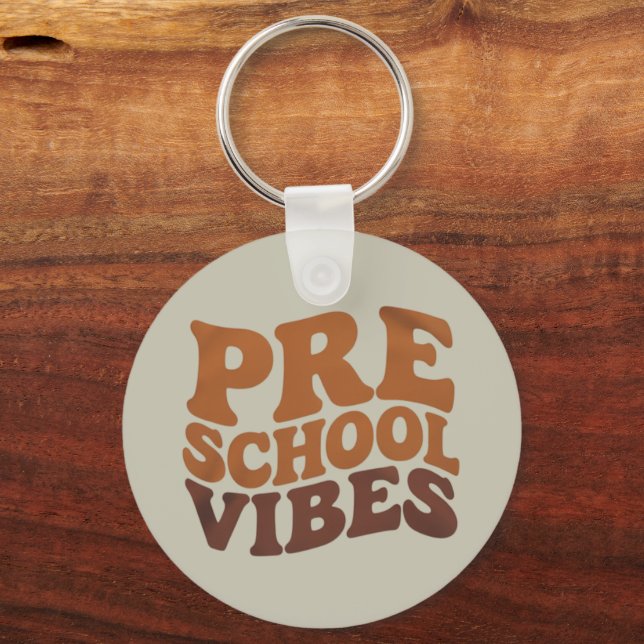 Tillbaka till skolan Första dagen för Pre-K Groovy Nyckelring (Framsida)