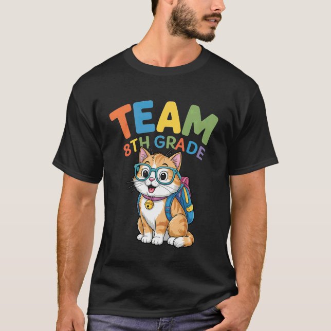Tillbaka till skolan katt t-shirts lag 8:e klass p (Framsida)